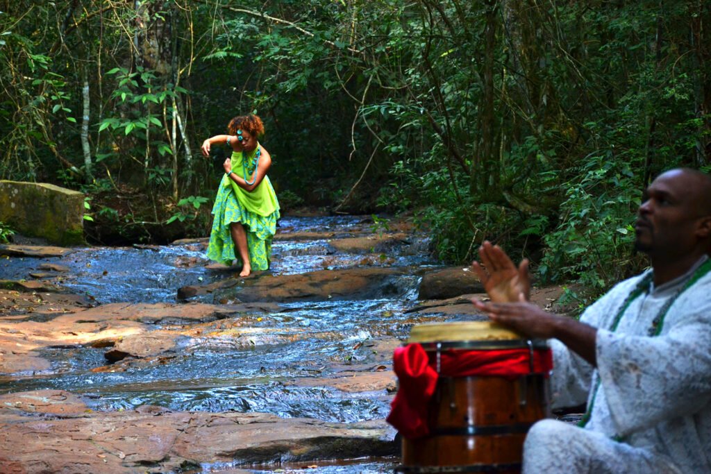 O Enegrecer de Iemanjá e a Subtração do Sagrado Afro